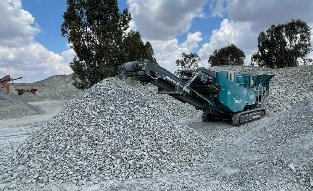 Recyling Rocks on Site